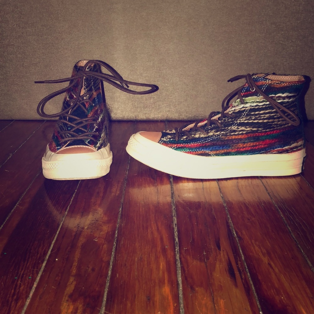 FALL in love with CONVERSE